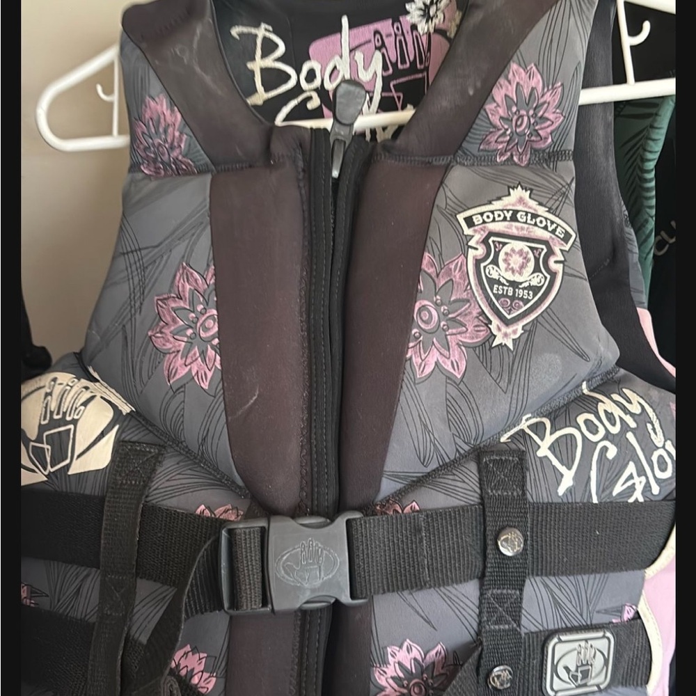 Body Glove Pink and Gray Floral Vest